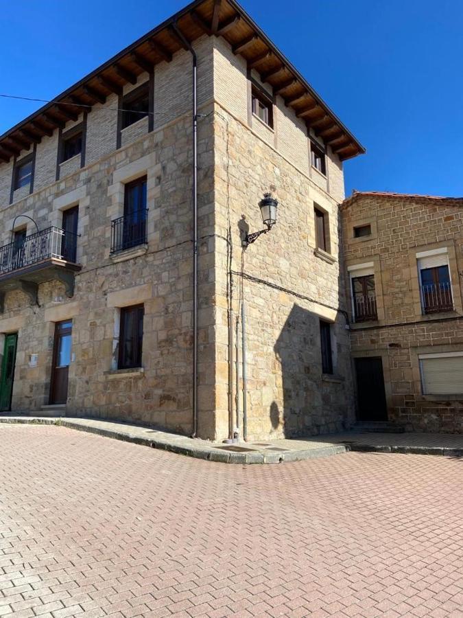 Apartamentos Rurales La Plaza 2 Duruelo de la Sierra Exterior foto