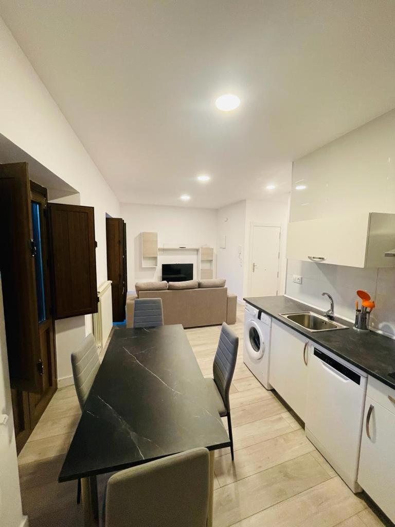 Apartamentos Rurales La Plaza 2 Duruelo de la Sierra Exterior foto