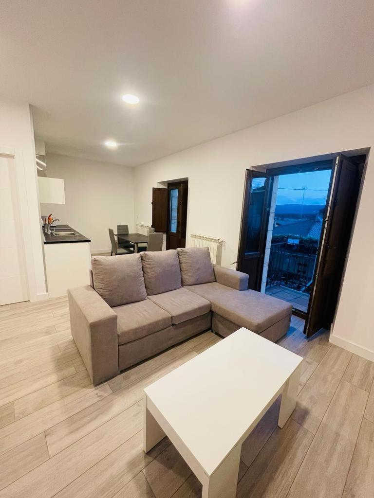 Apartamentos Rurales La Plaza 2 Duruelo de la Sierra Exterior foto