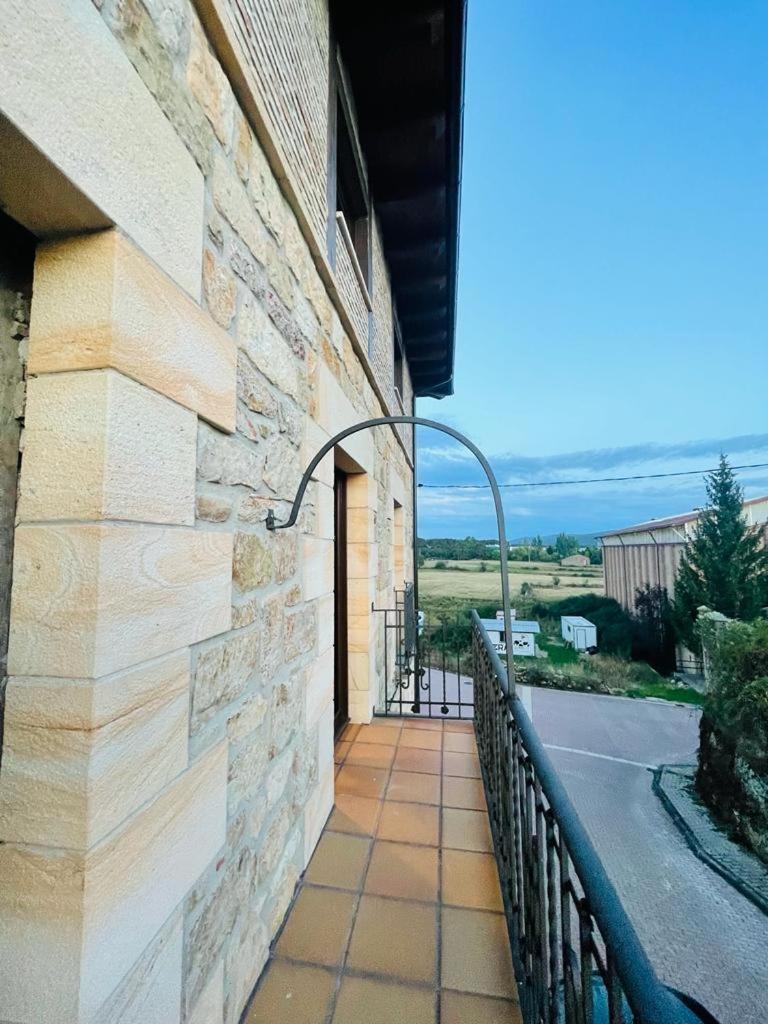 Apartamentos Rurales La Plaza 2 Duruelo de la Sierra Exterior foto