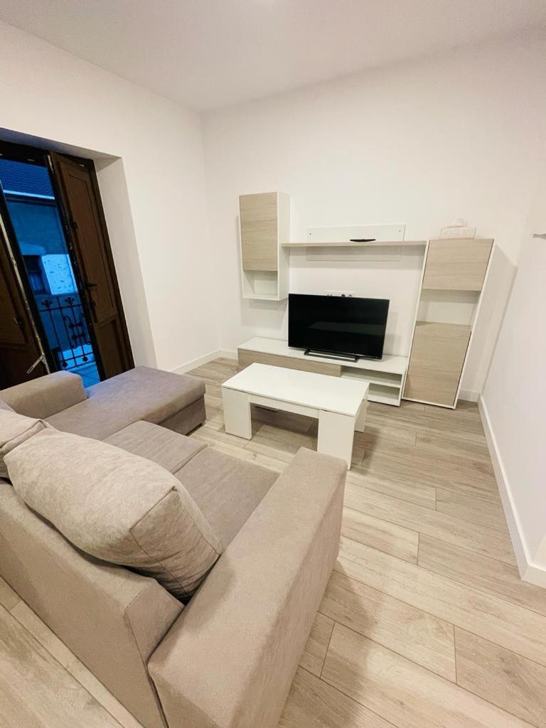 Apartamentos Rurales La Plaza 2 Duruelo de la Sierra Exterior foto